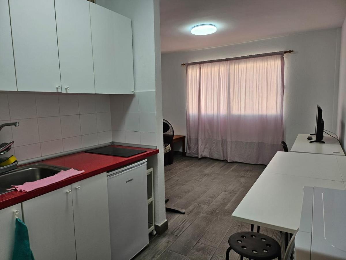 Appartement Helena3.0 *